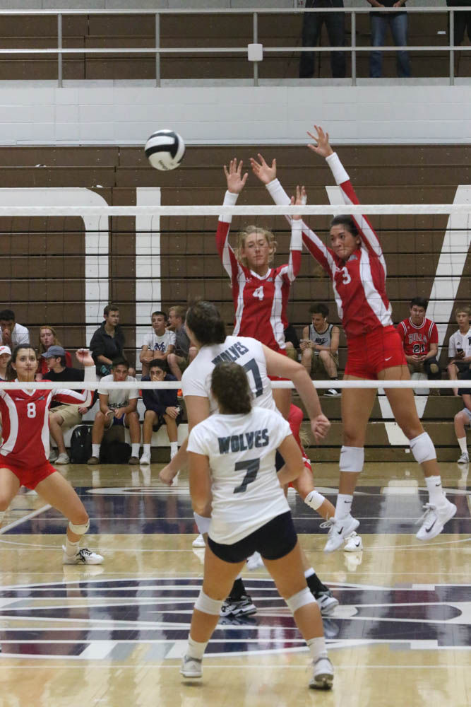 Gallery: Girls volleyball - Crown Point at Michigan City